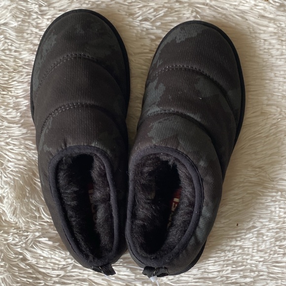 New women’s Sz 7 Camo GREY faux fur comfortable cozy slippers by Sorel - Picture 4 of 10